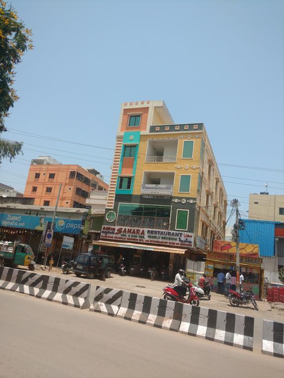 Venkata Sai Guest House Hyderabad Exteriör bild